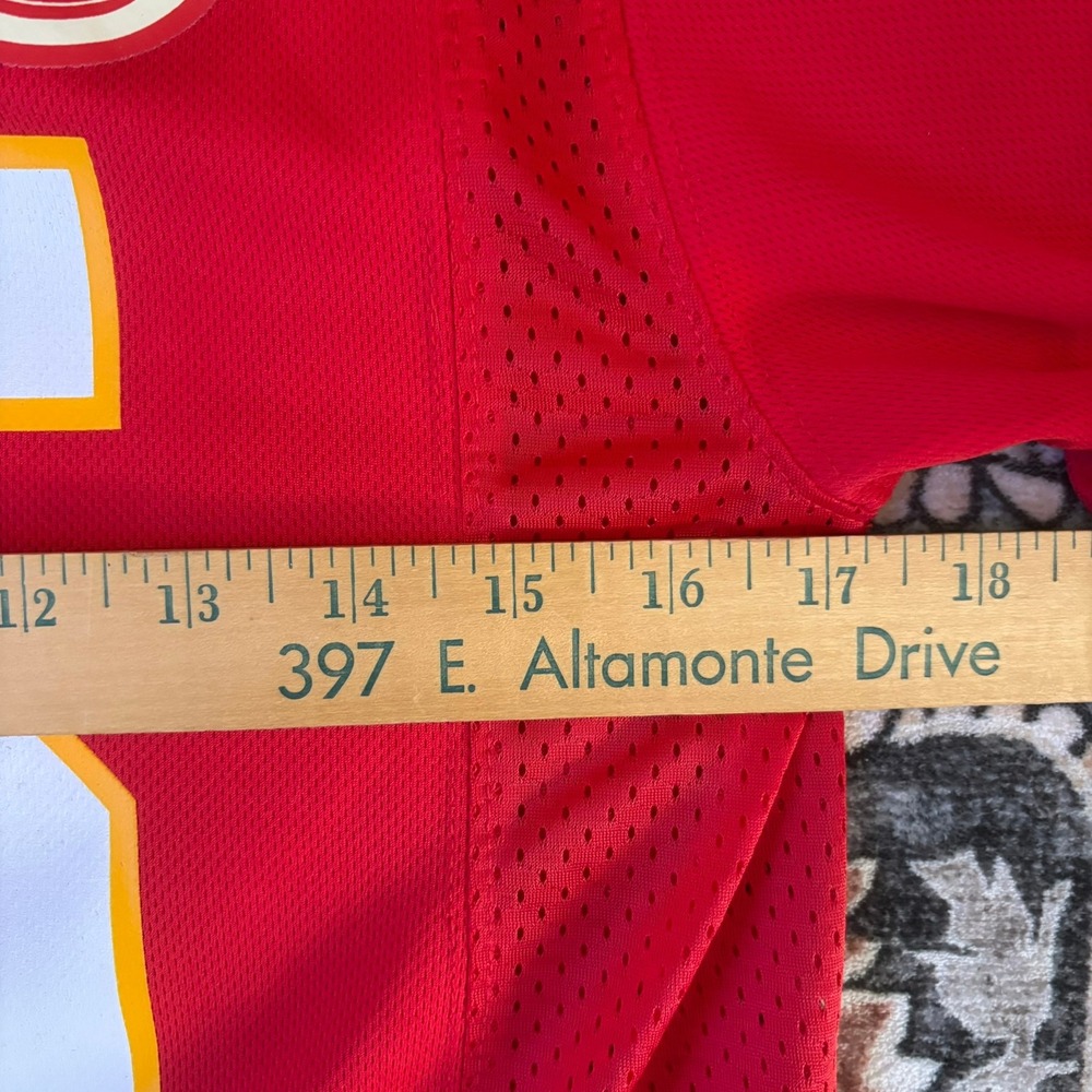 NFL Team Apparel Patrick Mahomes Kansas City Chiefs Jersey Youth Medium Red #15 - Picture 10 of 12